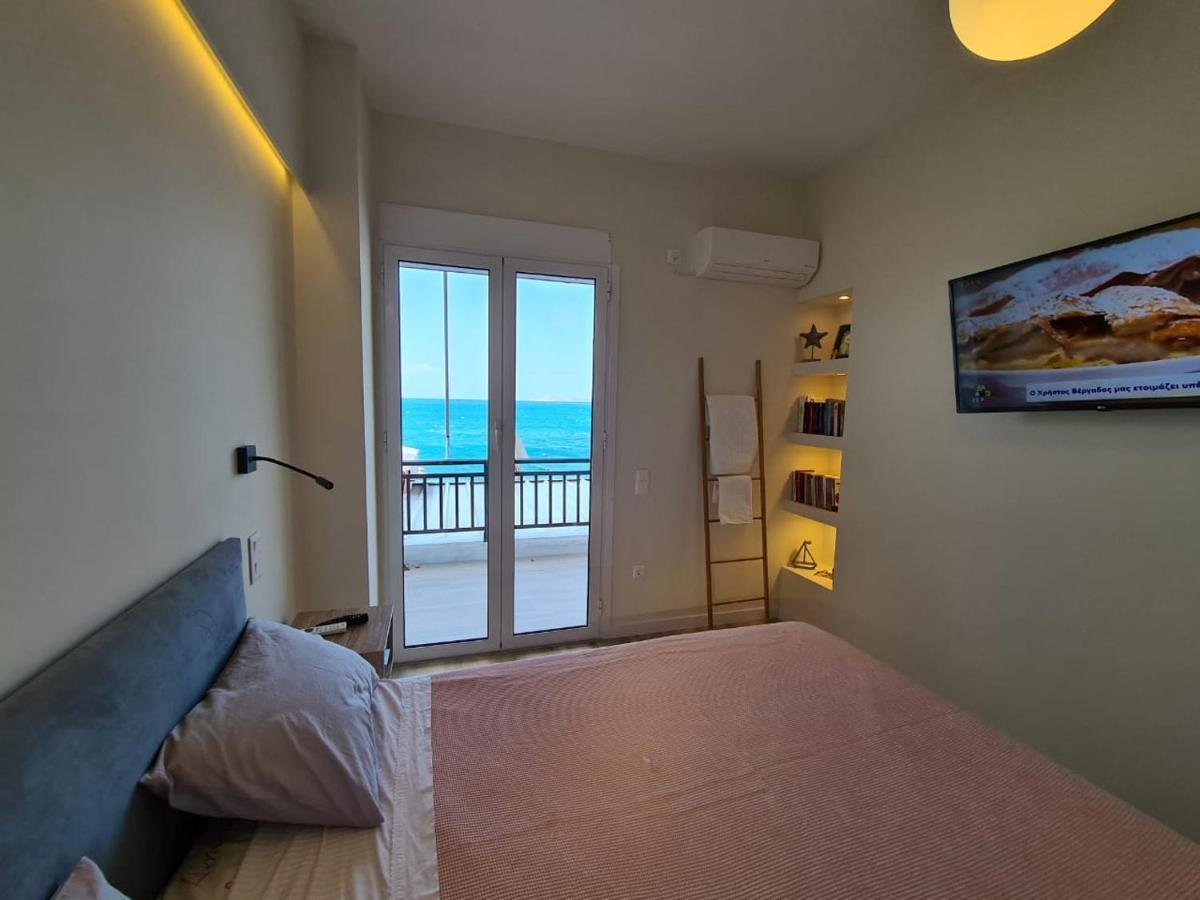 Grace Seaside Apartment Loutráki Exterior photo